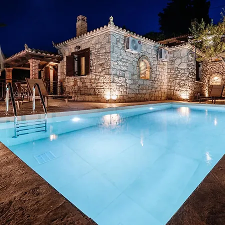 Vozas - Traditional With Great View Villa *